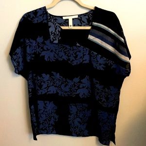 Burning Torch printed short sleeve top